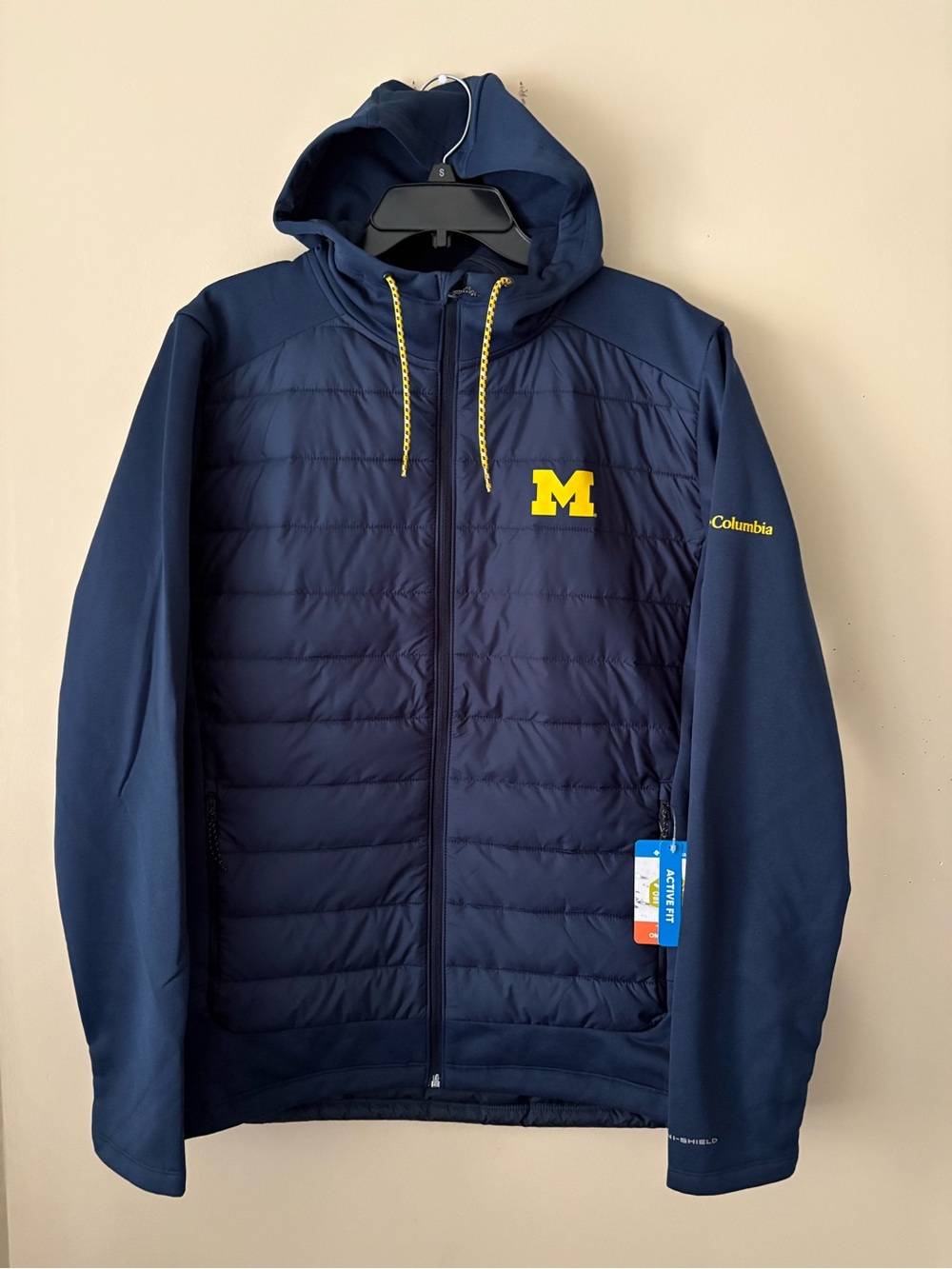 Columbia Michigan Navy Puffer Omni-Shield Hybrid Jacket with Yellow Logo sz.L